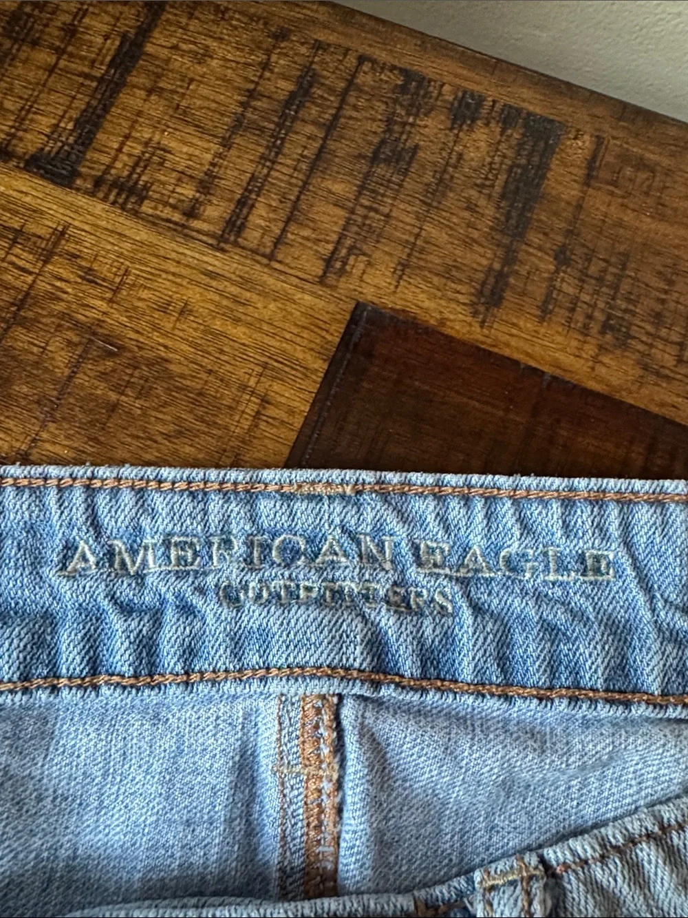 American Eagle Light Wash Distressed Denim Women's Shorts